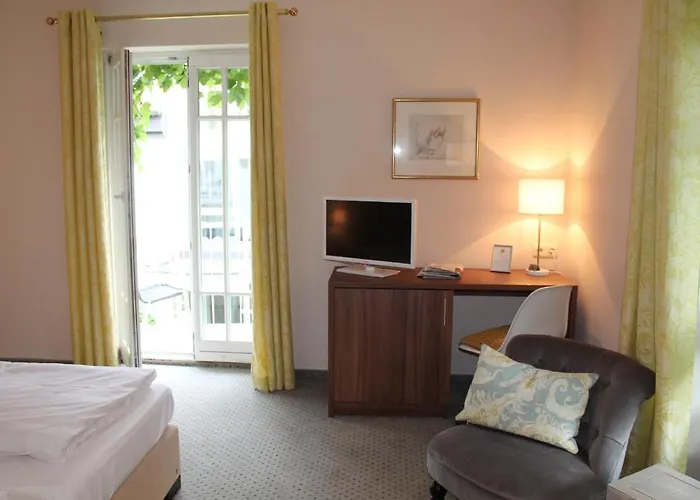 Am Schlosspark Hotel München