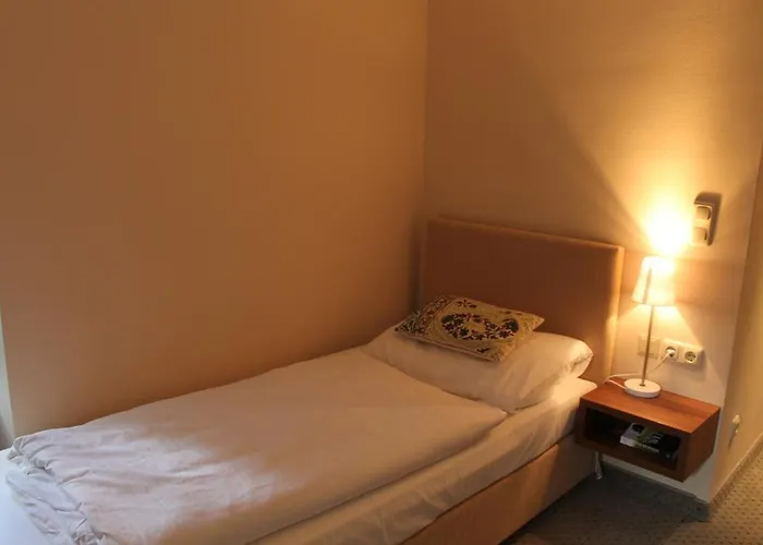 Am Schlosspark Hotel 3*