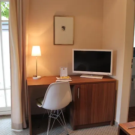 Am Schlosspark Guest house
